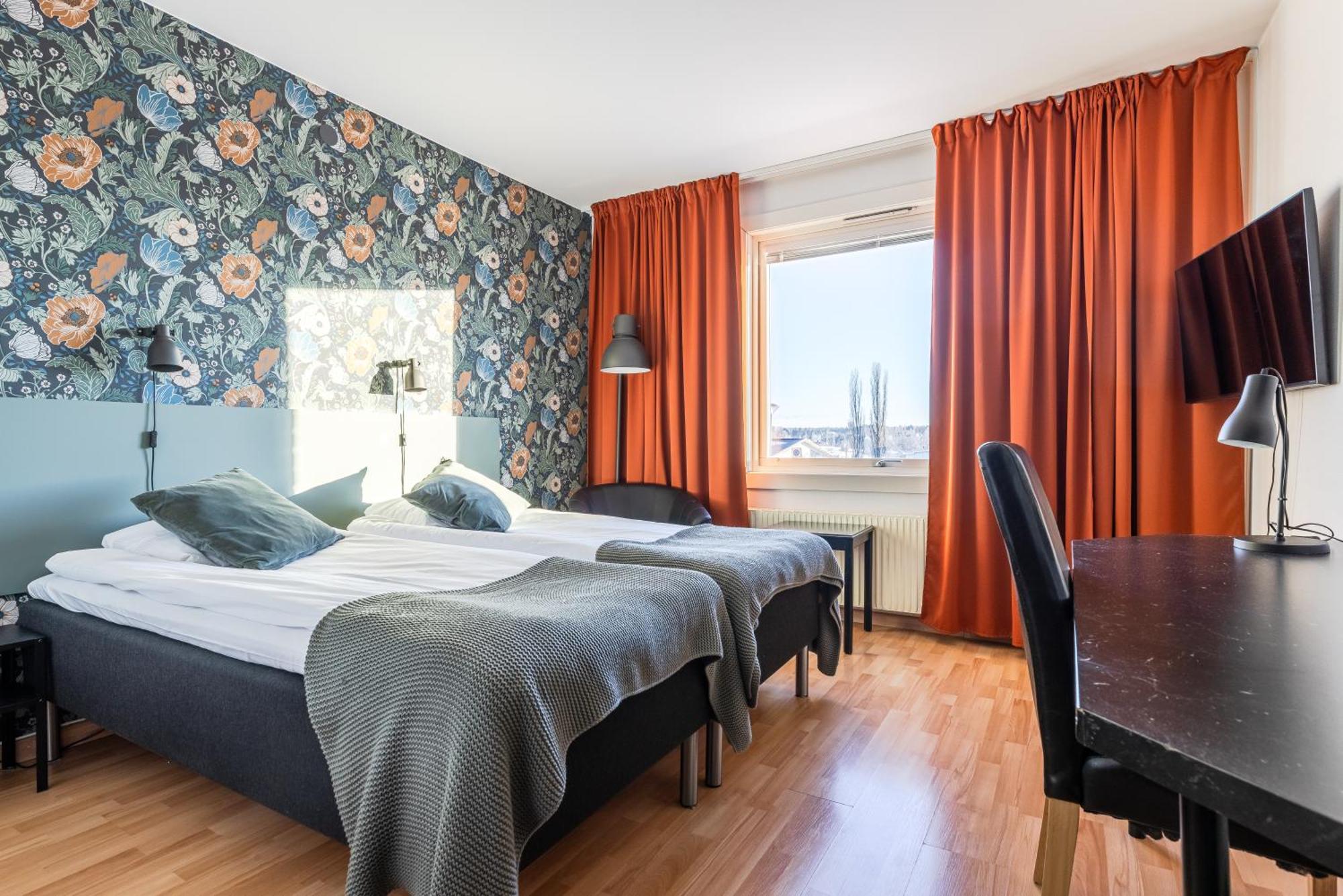 Hotell Kung Goesta By First Мура Екстер'єр фото